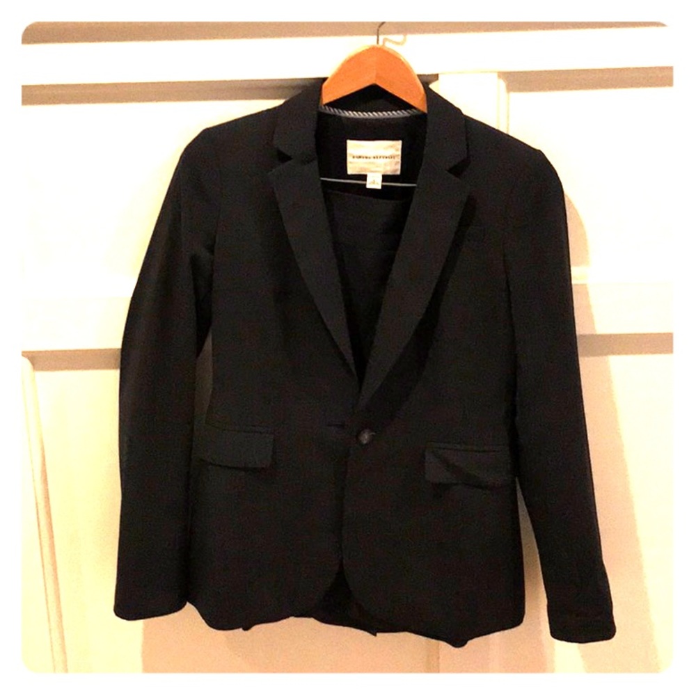 Favorite lightweight BR skirt suit